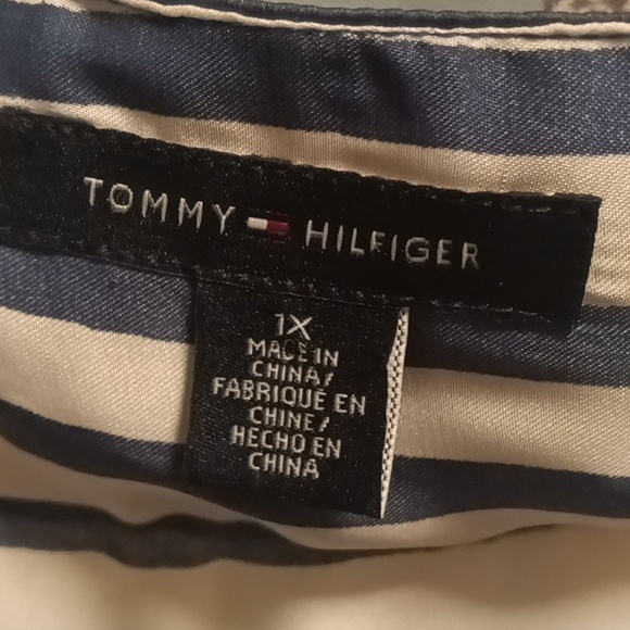 NWT TOMMY HILFIGER multi-colored striped rounded neckline blouse Size 1X - Picture 1 of 9